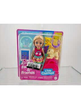 Barbie Club Chelsea Doll & Accessories Set Rainbow Outfit New